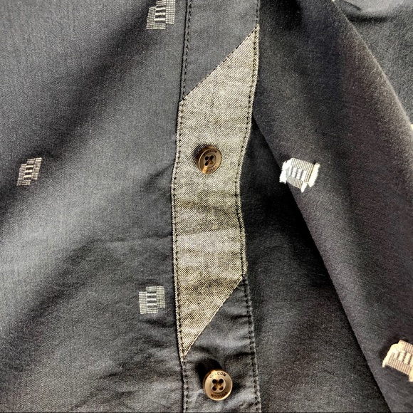 Volcom NWT Men’s Modern Fit short sleeve shirt. - Picture 5 of 7